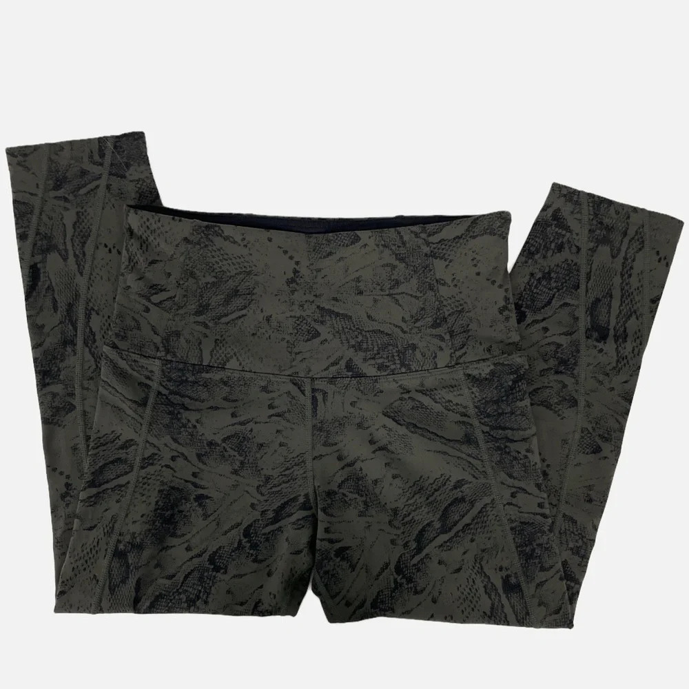 Tuff Athletics Cropped Yoga Leggings Tights Military Green Reptile Print Small‎